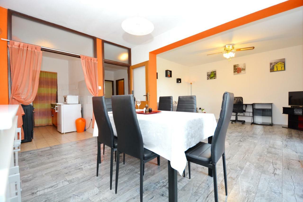 Apartment ซาดาร์ ภายนอก รูปภาพ